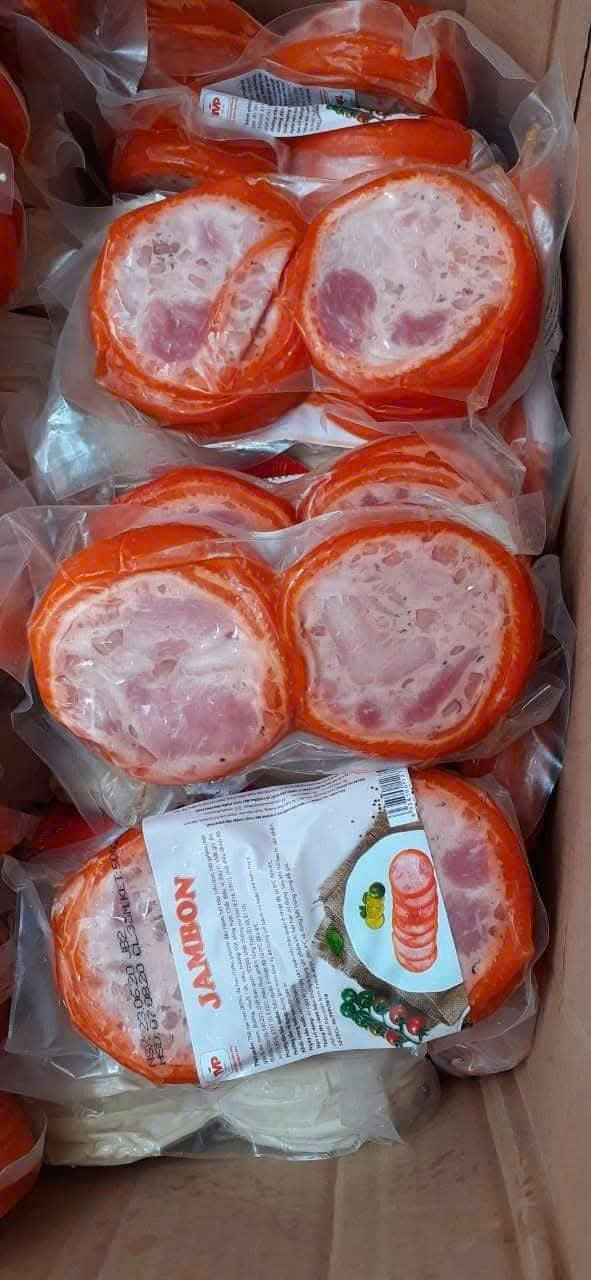 thịt nguội có lớp da màu đỏ bao bọc phía ngoài thường hay dược gọi là thịt da bao đỏ thịt nguội có lớp da màu đỏ bao bọc phía ngoài thường hay dược gọi là thịt da bao đỏ